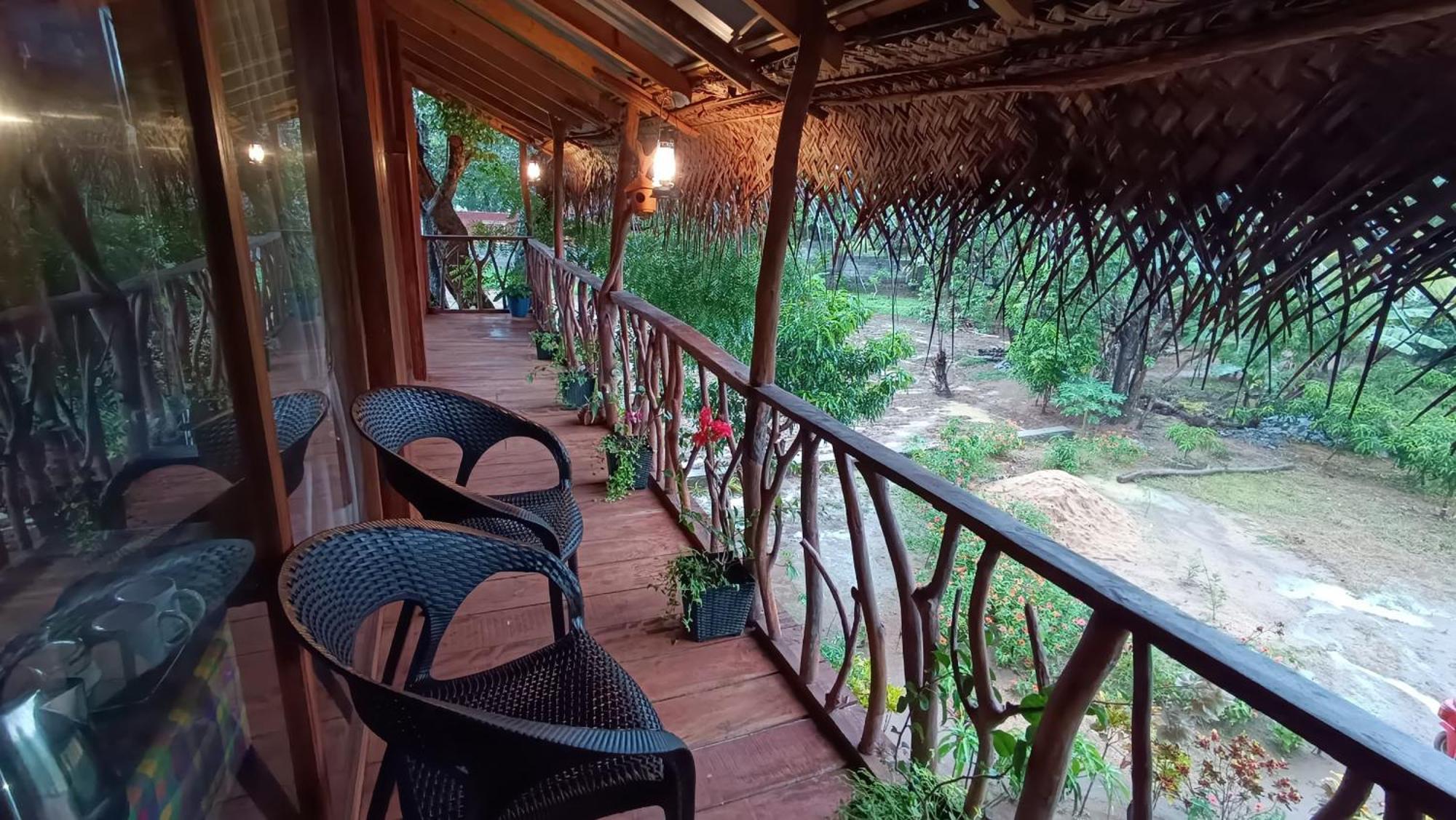 Вилла Sigiriya Rock View Tree House Экстерьер фото